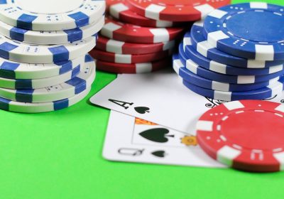 沙巴体育资讯深度解析：牛牛游戏概率模型与牌型分布策略